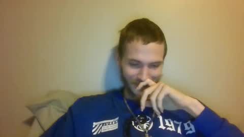 Snapshot of tootall803 chatting on November 19, 2025, 3:39 am TooTall803 online show from November 19, 2025, 3:39 am