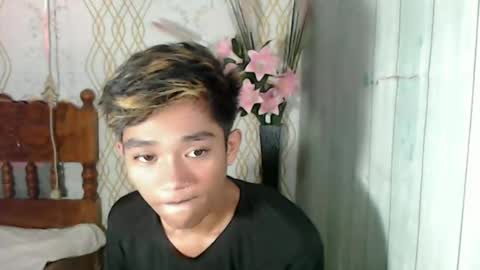 Snapshot of toothlessxx chatting on June 25, 2026, 7:57 am jhonrex online show from June 25, 2026, 7:57 am