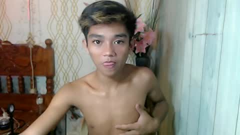 Snapshot of toothlessxx chatting on June 29, 2026, 4:52 am jhonrex online show from June 29, 2026, 4:52 am