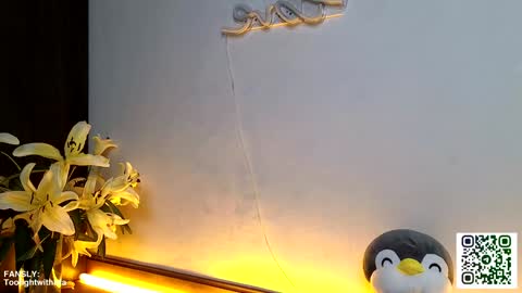 Snapshot of tootightwithbra chatting on December 14, 2024, 5:29 am Kira online show from December 14, 2024, 5:29 am