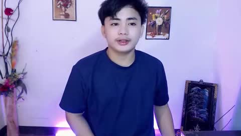 Snapshot of top_lover69 chatting on September 10, 2025, 10:48 am top_lover69 online show from September 10, 2025, 10:48 am