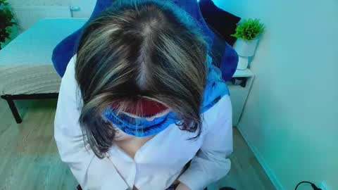 Snapshot of topcranberry chatting on September 29, 2025, 5:23 am topcranberry online show from September 29, 2025, 5:23 am