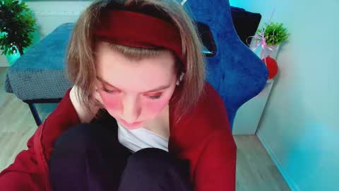 Snapshot of topcranberry chatting on October 28, 2025, 12:52 pm topcranberry online show from October 28, 2025, 12:52 pm