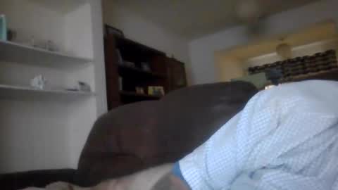 topfoxs30 online show from October 20, 2025, 3:56 pm