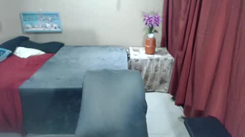 toptobottom4u online show from March 10, 2025, 6:56 pm