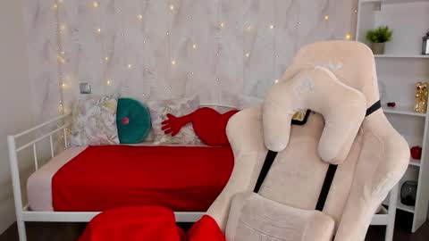 Tori online show from March 4, 2026, 12:38 am