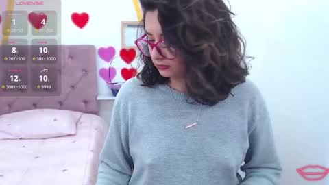 tori_just online show from October 1, 2025, 5:08 pm