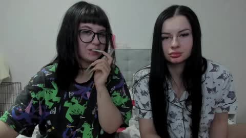 your personal gothic girl check it    online show from January 3, 2025, 10:40 pm