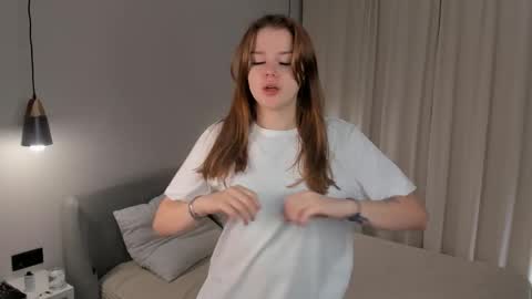 Snapshot of toriedaichendt chatting on November 12, 2025, 1:06 am Kamilla online show from November 12, 2025, 1:06 am