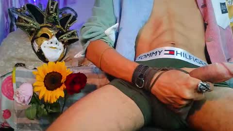 Enzo Moretti online show from October 31, 2025, 12:11 am