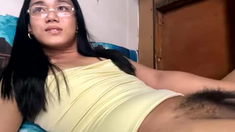 torn_alexis online show from April 13, 2026, 8:14 pm