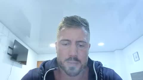 toro_arrapato online show from April 10, 2026, 10:14 pm