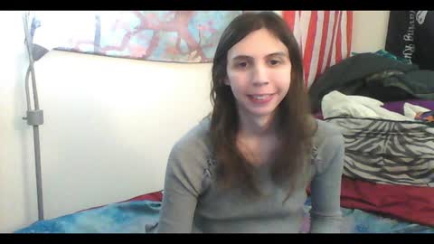 Luna online show from February 26, 2025, 2:59 am