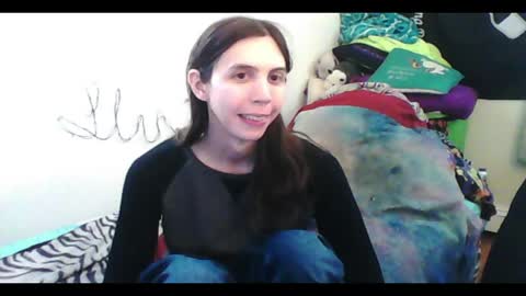 Luna online show from April 8, 2026, 12:54 am