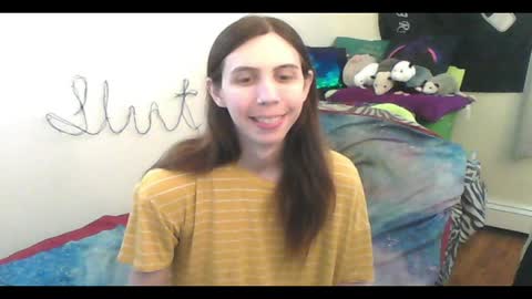 Snapshot of totalfuckingadorable chatting on May 17, 2026, 1:36 am Luna online show from May 17, 2026, 1:36 am