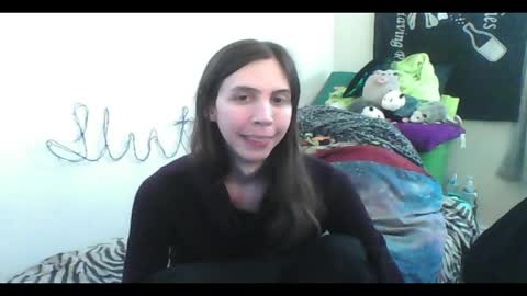 Snapshot of totalfuckingadorable chatting on May 23, 2026, 1:33 am Luna online show from May 23, 2026, 1:33 am