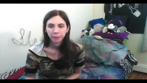 Snapshot of totalfuckingadorable chatting on June 3, 2026, 3:42 am Luna online show from June 3, 2026, 3:42 am
