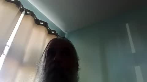 totallyawesome_65 online show from October 30, 2025, 7:14 pm