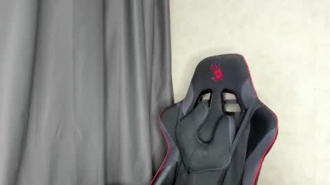 Snapshot of touch_me8 chatting on January 28, 2025, 9:51 am Arti online show from January 28, 2025, 9:51 am