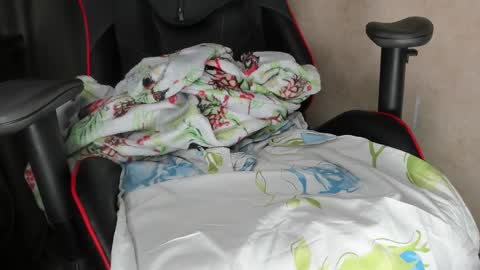 Snapshot of touch_me8 chatting on February 21, 2025, 9:13 am Arti online show from February 21, 2025, 9:13 am