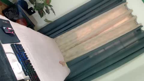 touch_my_body_daddy online show from February 8, 2025, 11:45 pm