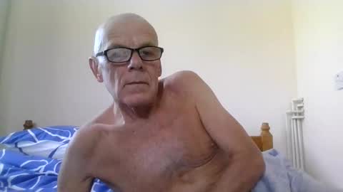 touche5656607203 online show from March 3, 2025, 9:11 am