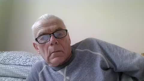 touche5656607203 online show from March 31, 2026, 10:48 am