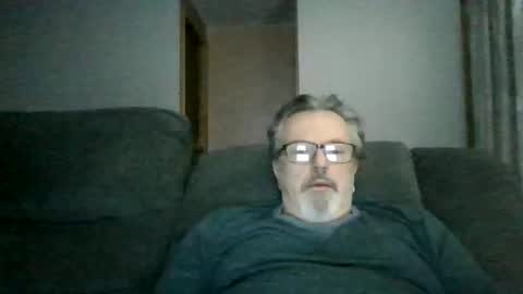 Snapshot of touchit9923 chatting on February 16, 2025, 5:26 am jim online show from February 16, 2025, 5:26 am