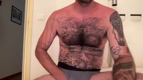 toutsexy online show from July 22, 2026, 1:03 pm