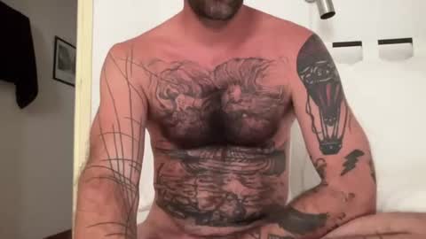 toutsexy online show from July 25, 2026, 3:53 pm