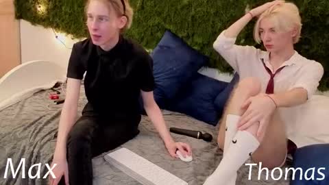 Max online show from November 20, 2025, 3:23 pm