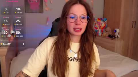 toxkiss online show from June 17, 2026, 5:43 am