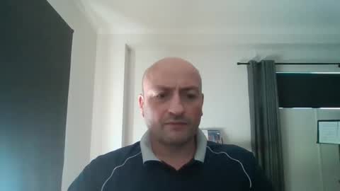 tradiedan2023 online show from December 1, 2024, 11:47 pm