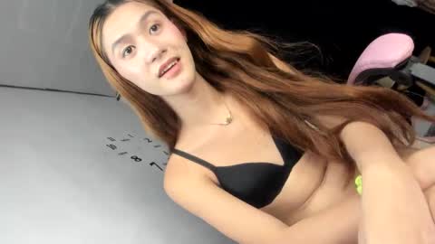 Rhiane online show from February 23, 2025, 3:40 pm