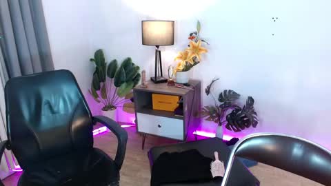 Selena the real cummer online show from February 15, 2025, 4:12 pm