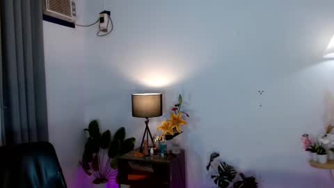 Selena the real cummer online show from February 20, 2025, 10:37 am