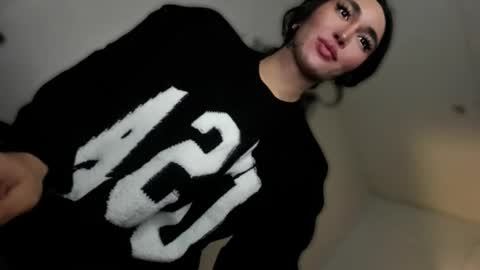 ALMIGHTY GODDESS VALENTINA online show from October 3, 2025, 8:39 pm