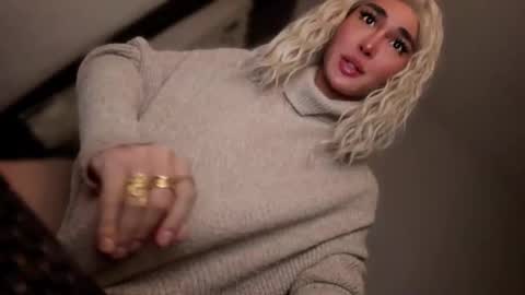 ALMIGHTY GODDESS VALENTINA online show from November 14, 2025, 8:18 pm