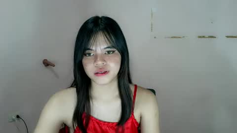 transpinay_kimxxx online show from April 17, 2026, 11:52 pm