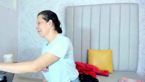 Snapshot of transwhore_ chatting on June 16, 2026, 12:52 pm CLEO online show from June 16, 2026, 12:52 pm