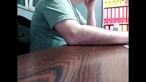 Snapshot of trapper727272 chatting on February 14, 2025, 3:05 pm Big Head Cock online show from February 14, 2025, 3:05 pm