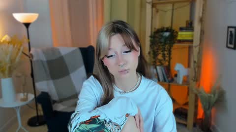 Nyuta Hartmann online show from January 16, 2025, 3:24 pm