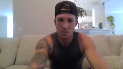 Snapshot of trash_man1989 chatting on January 11, 2025, 8:32 pm trash_man1989 online show from January 11, 2025, 8:32 pm