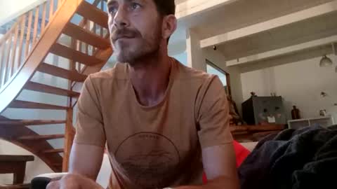traveler_of_pleasure online show from November 17, 2025, 3:51 pm