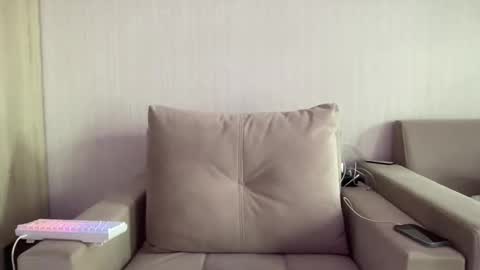 Snapshot of travis_gracile chatting on April 6, 2026, 9:21 am Travis online show from April 6, 2026, 9:21 am
