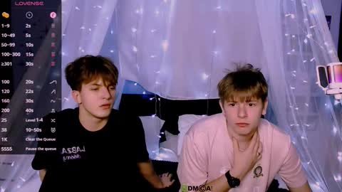 Travis online show from September 30, 2025, 7:52 pm