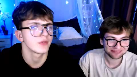 Travis online show from November 20, 2025, 8:41 pm