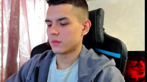 travisrivas online show from February 16, 2025, 12:21 pm