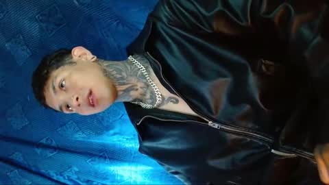 TRAV - INDEPENDENT MODEL online show from December 20, 2024, 12:27 pm