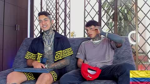 TRAV - INDEPENDENT MODEL online show from December 31, 2024, 9:06 pm